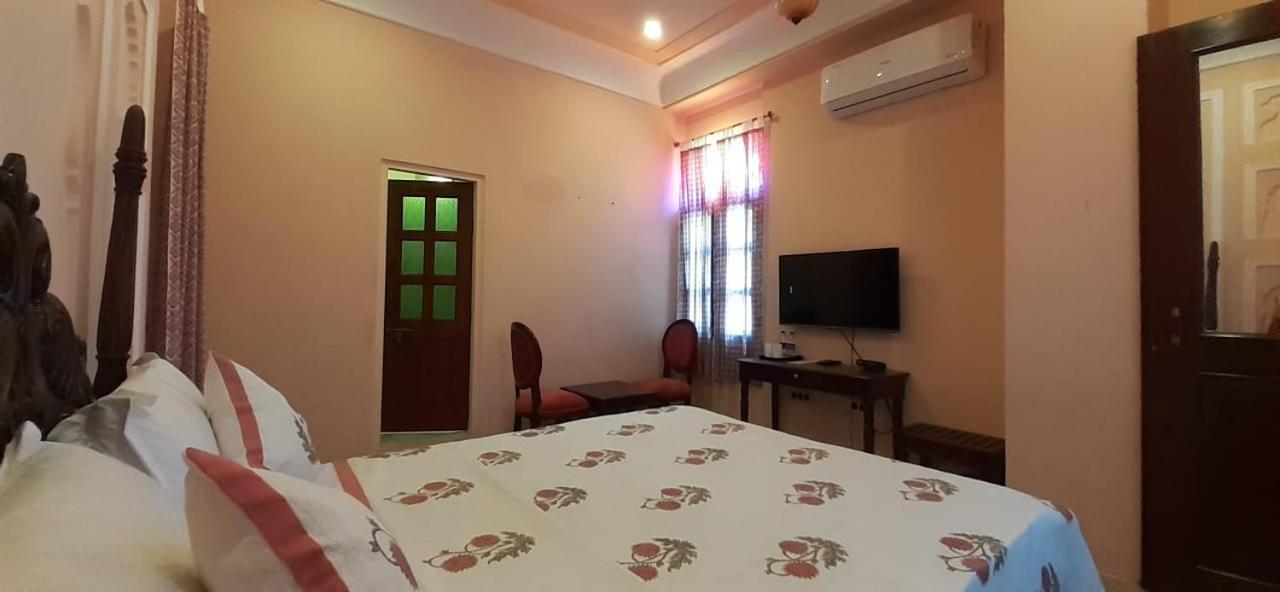 Raj Rajeshwari Haveli Hotell Jaipur Rom bilde